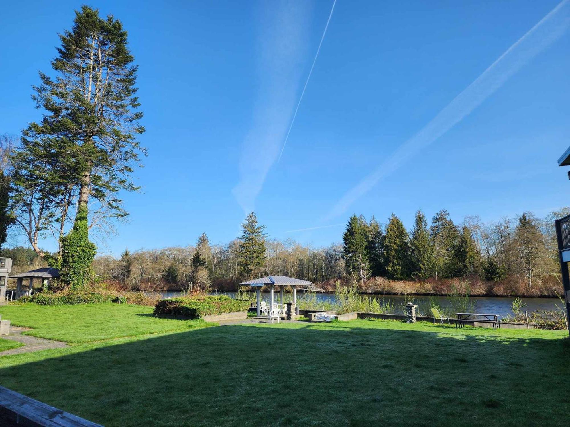 Campbell River Lodge Екстер'єр фото