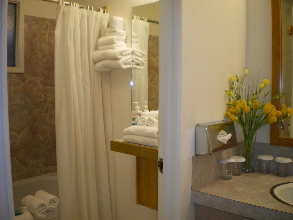 Campbell River Lodge Екстер'єр фото