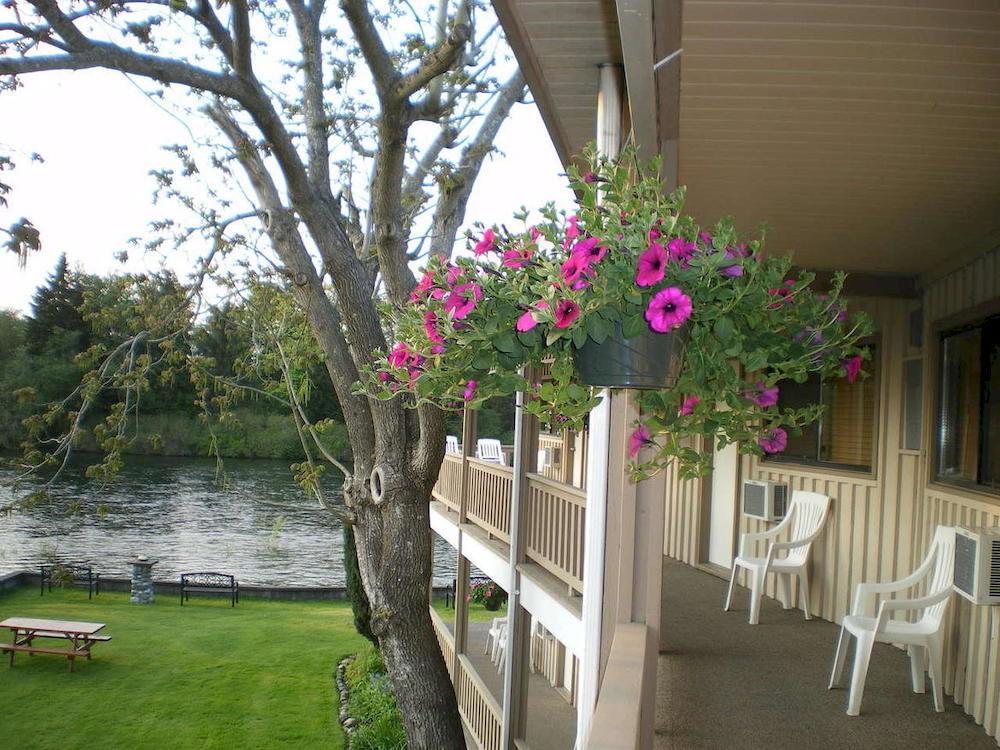 Campbell River Lodge Екстер'єр фото