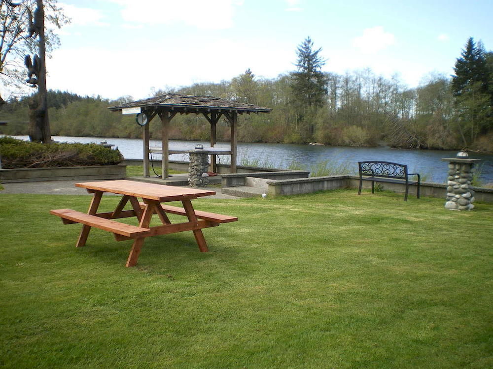 Campbell River Lodge Екстер'єр фото